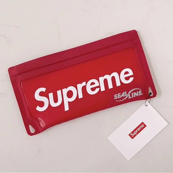 Supreme®/SealLine® Waterproof Case - Picture 3 of 7